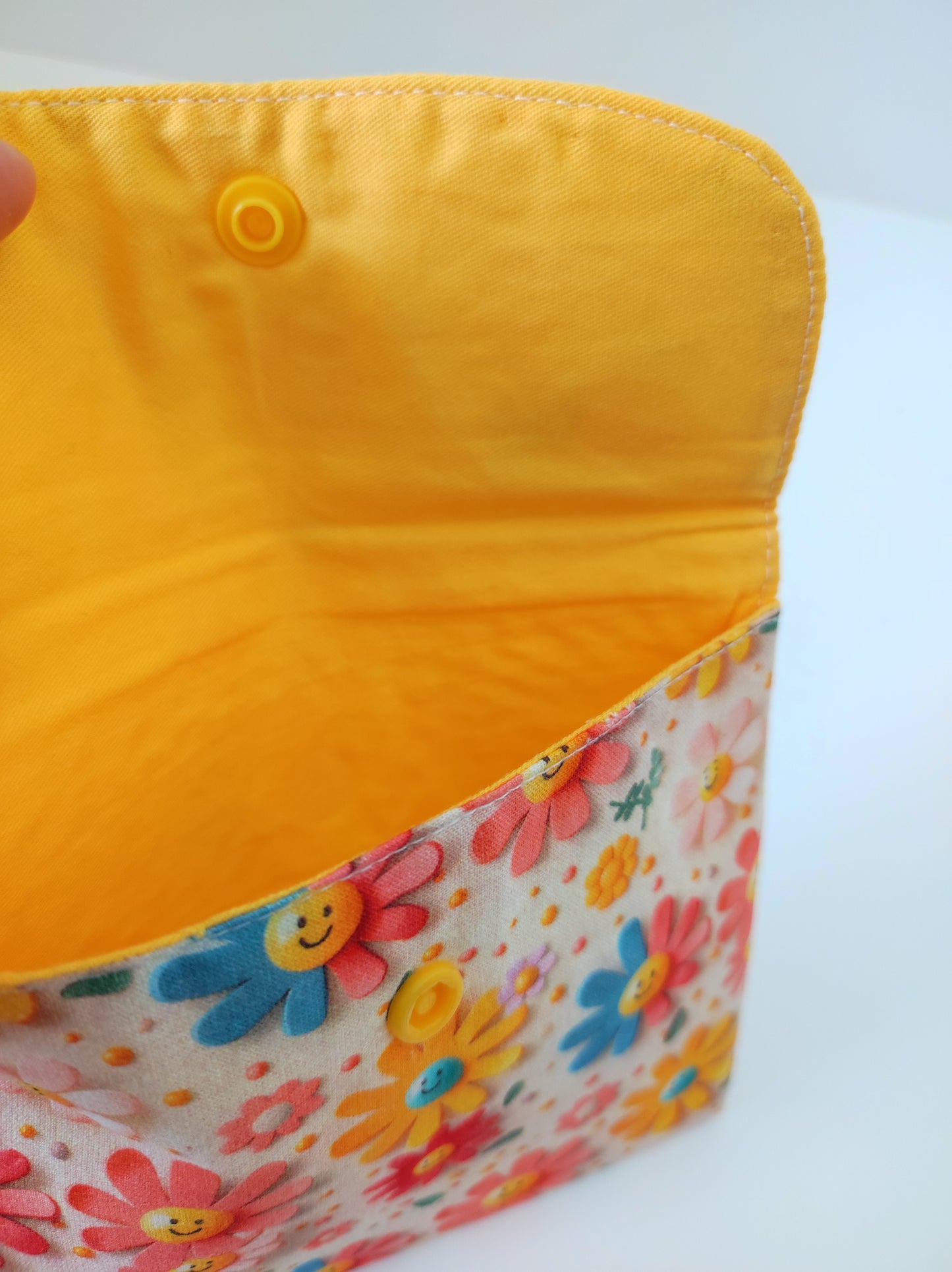 Mini trousse de toilette - Fleurs moutarde 3D